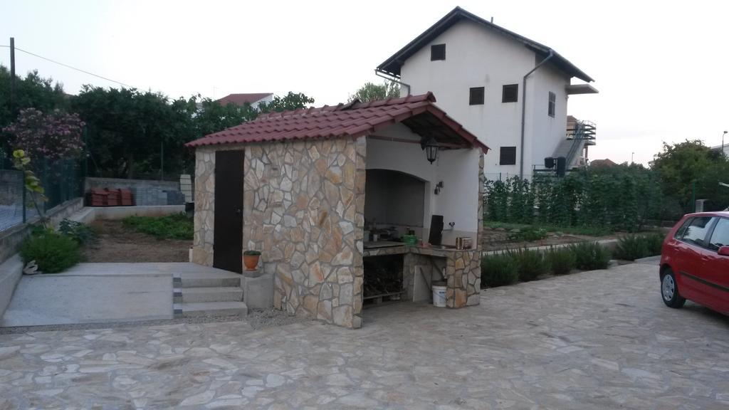 Vila Suzana Tribalj Buitenkant foto