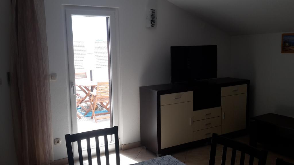 Vila Suzana Tribalj Buitenkant foto