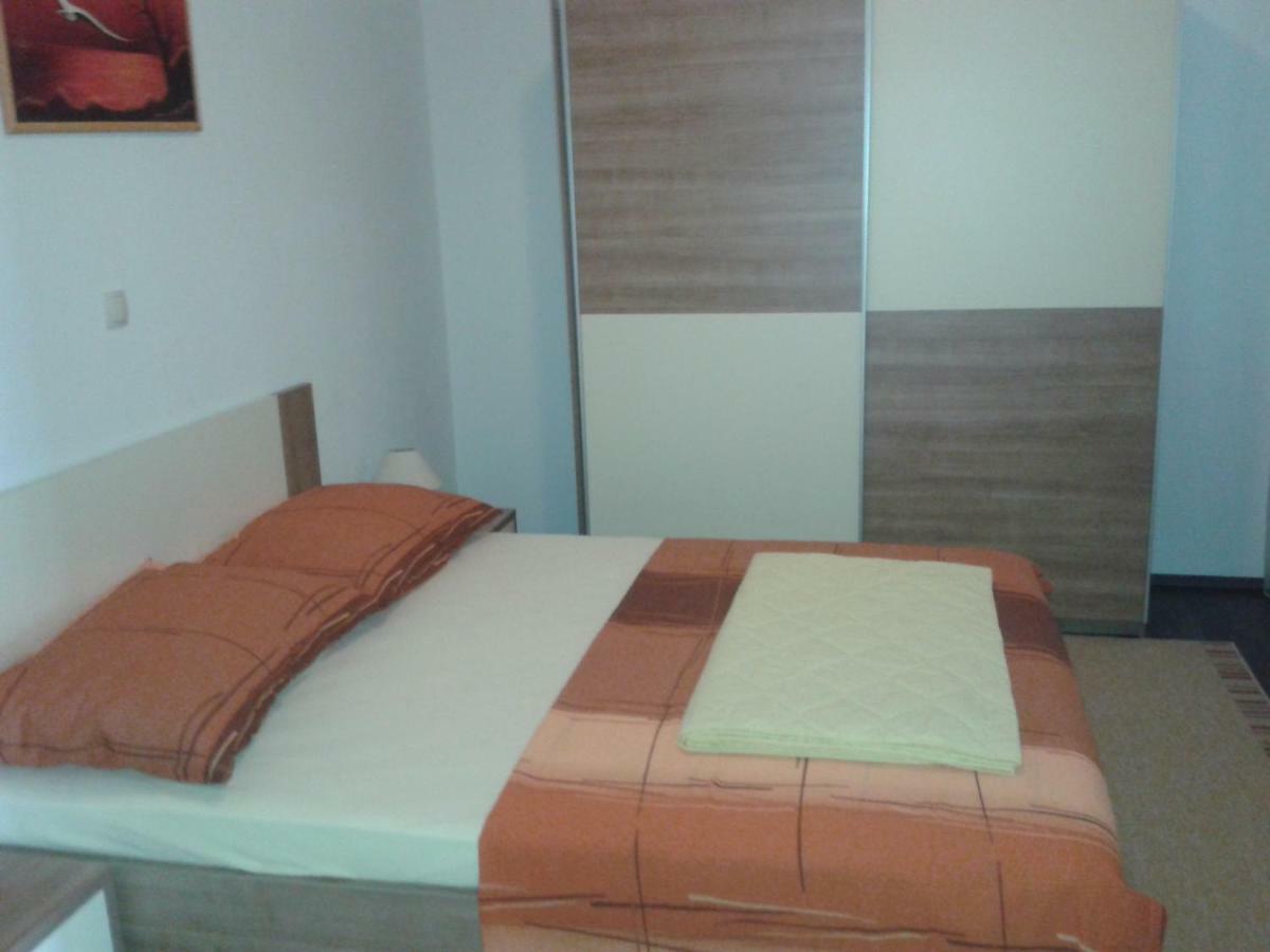 Vila Suzana Tribalj Buitenkant foto